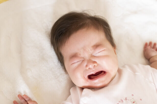 【お家で鼻水ケア】赤ちゃんが眠れないときの対策！鼻吸い器についても紹介。 えりルーム
